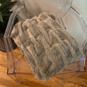 Z Gallerie Throw Blanket